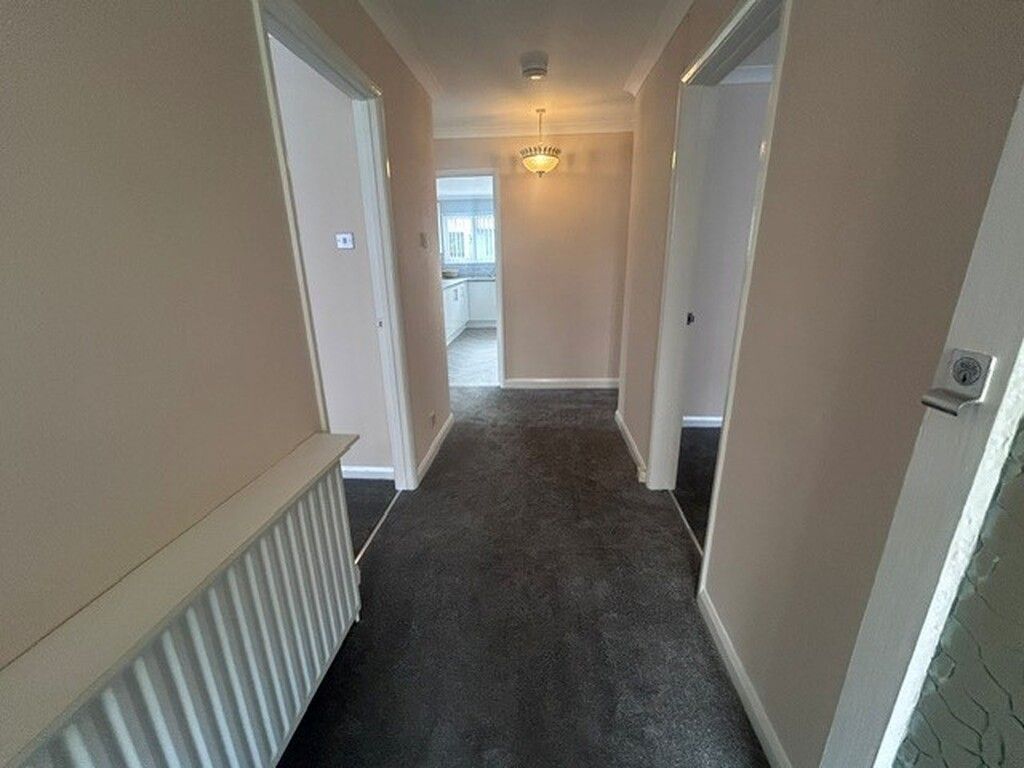 Property photo 2 of 11 Entrance Hallway