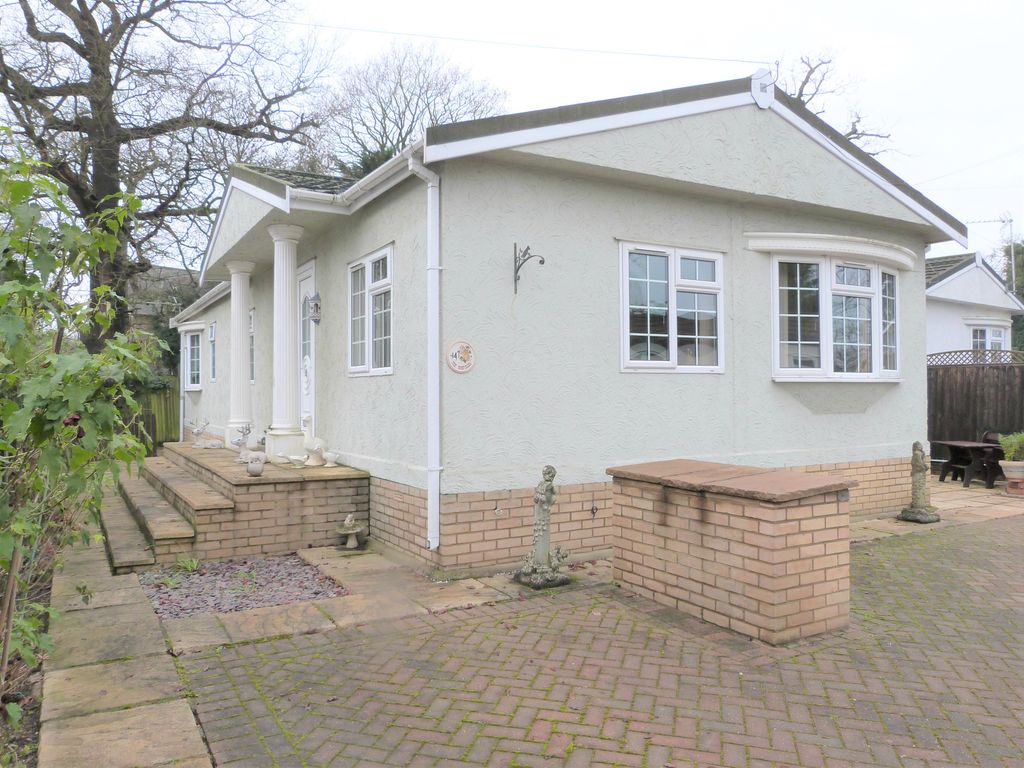 Property photo 1 of 16