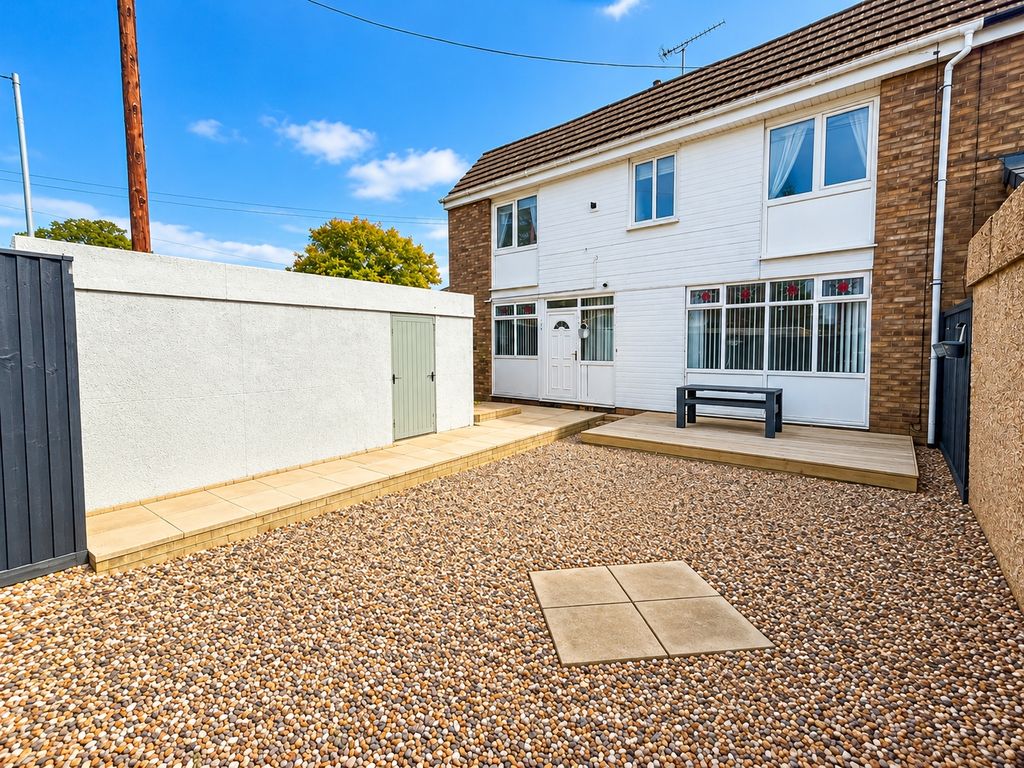 Property photo 2 of 26 Picture No. 65