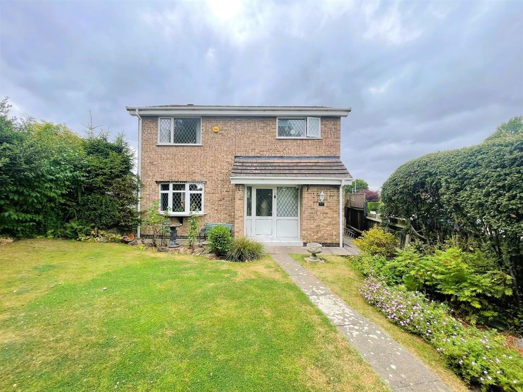 Property photo 1 of 19 Front
