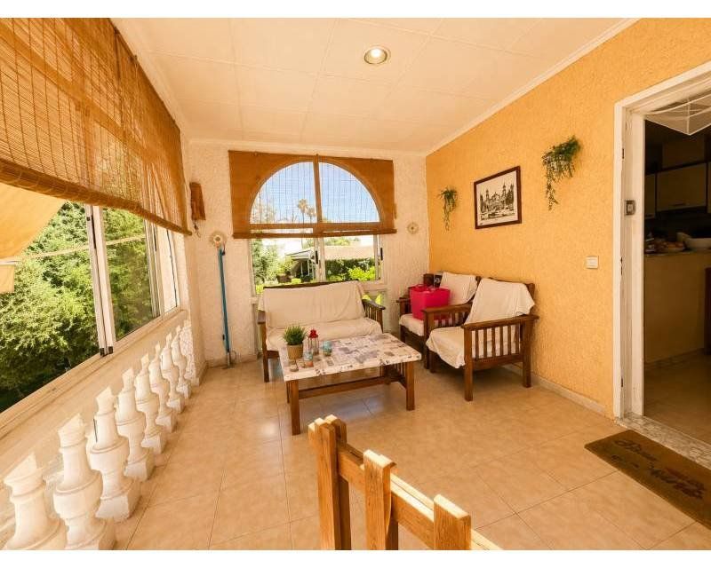 Property photo 3 of 34