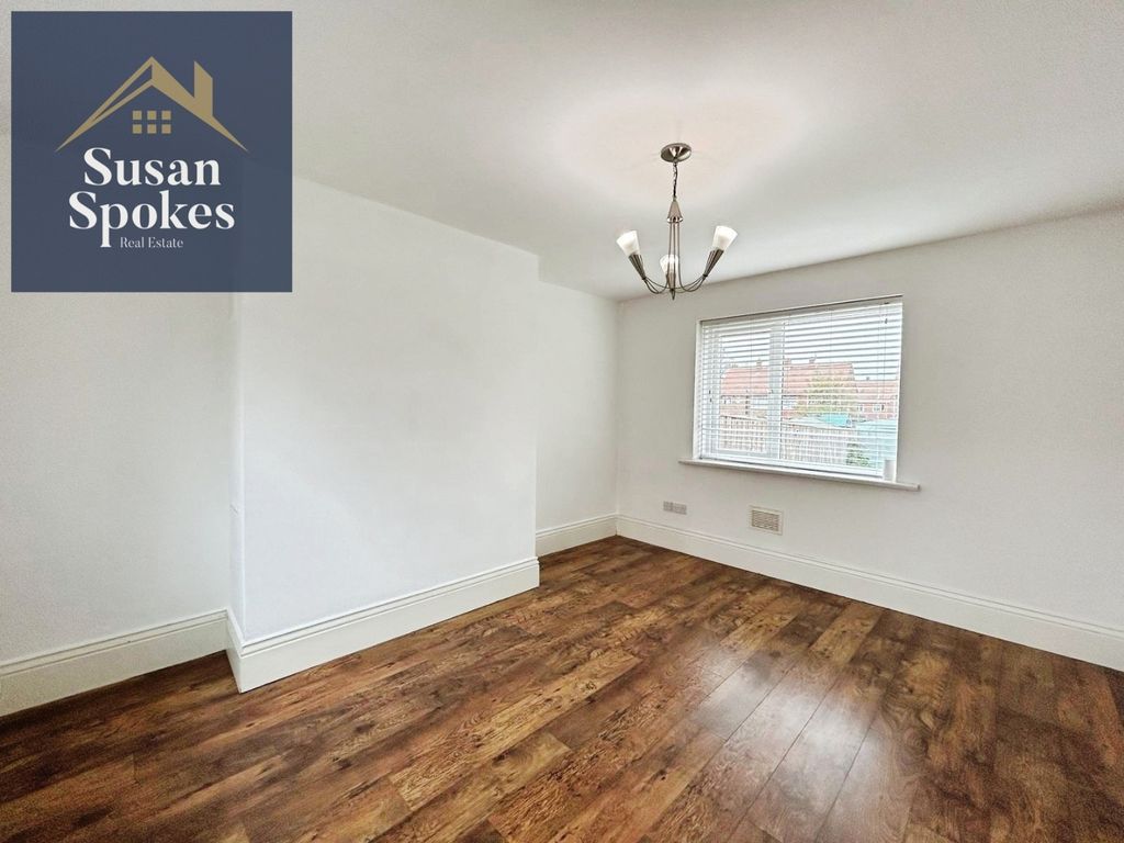 Property photo 2 of 16 Pbox-Img.Jpg
