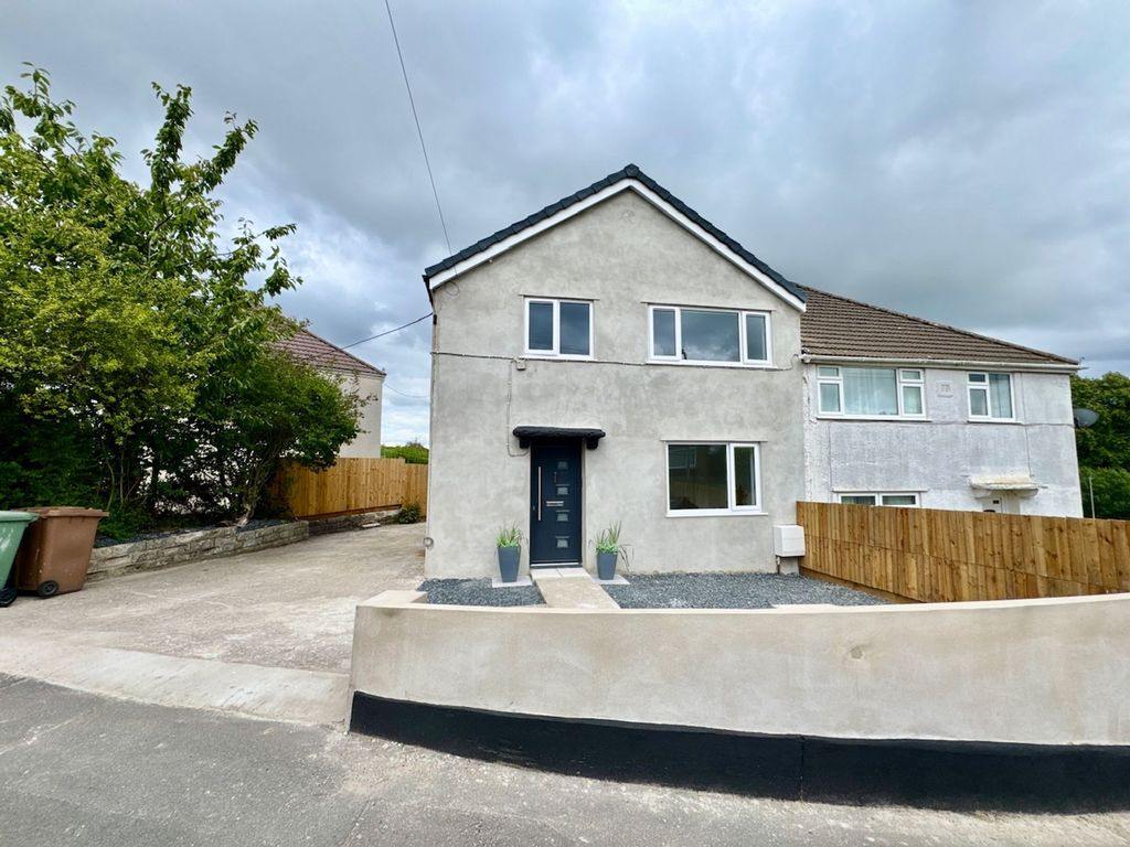 Property photo 1 of 46