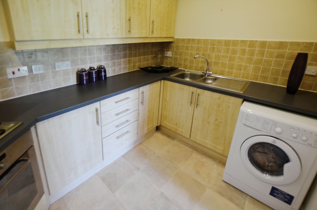 Property photo 3 of 16