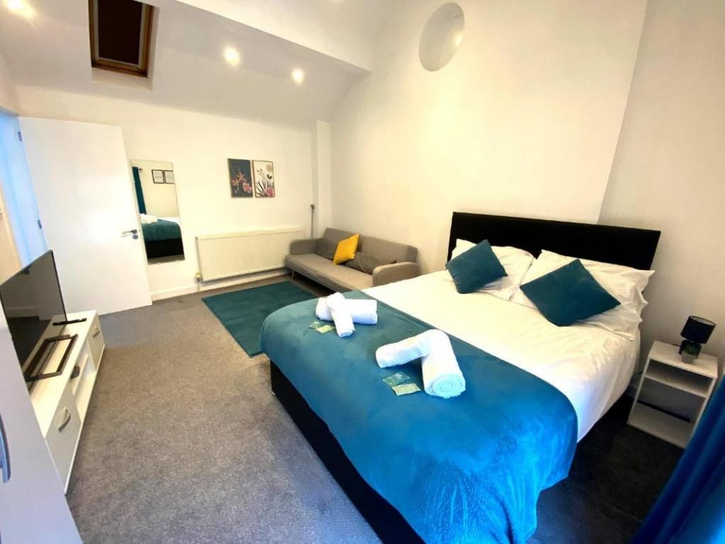 Property photo 3 of 9