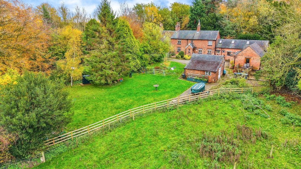 Property photo 1 of 33