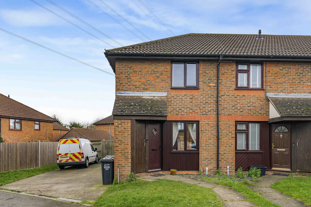 Property photo 1 of 17