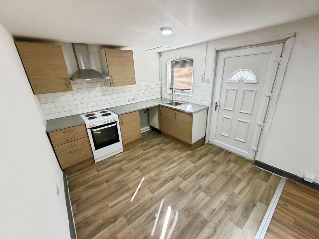 Property photo 2 of 7 Open Plan Kitchen