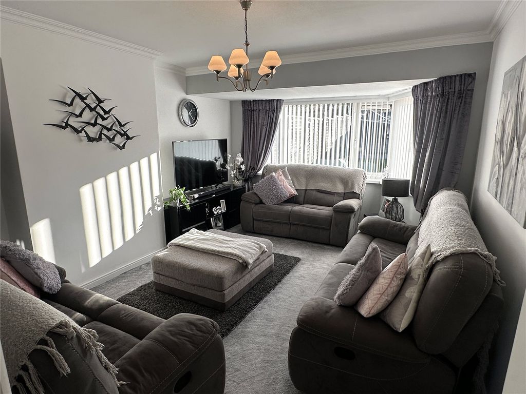 Property photo 3 of 24 Picture No. 23