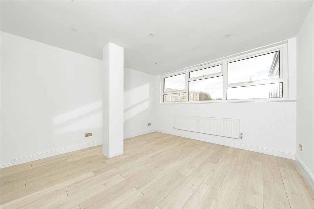 Property photo 3 of 11 Picture No. 03