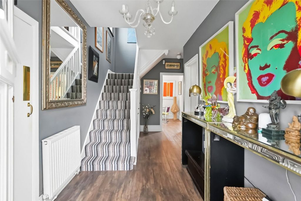 Property photo 3 of 15 Picture No. 05