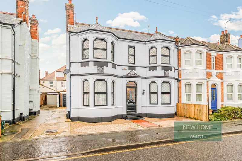 Property photo 1 of 20 Photo 17