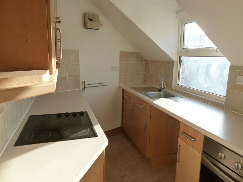 Property photo 2 of 5 Kitchen