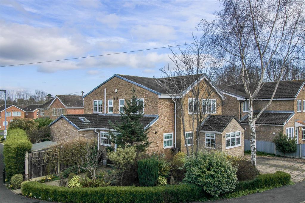 Property photo 1 of 22