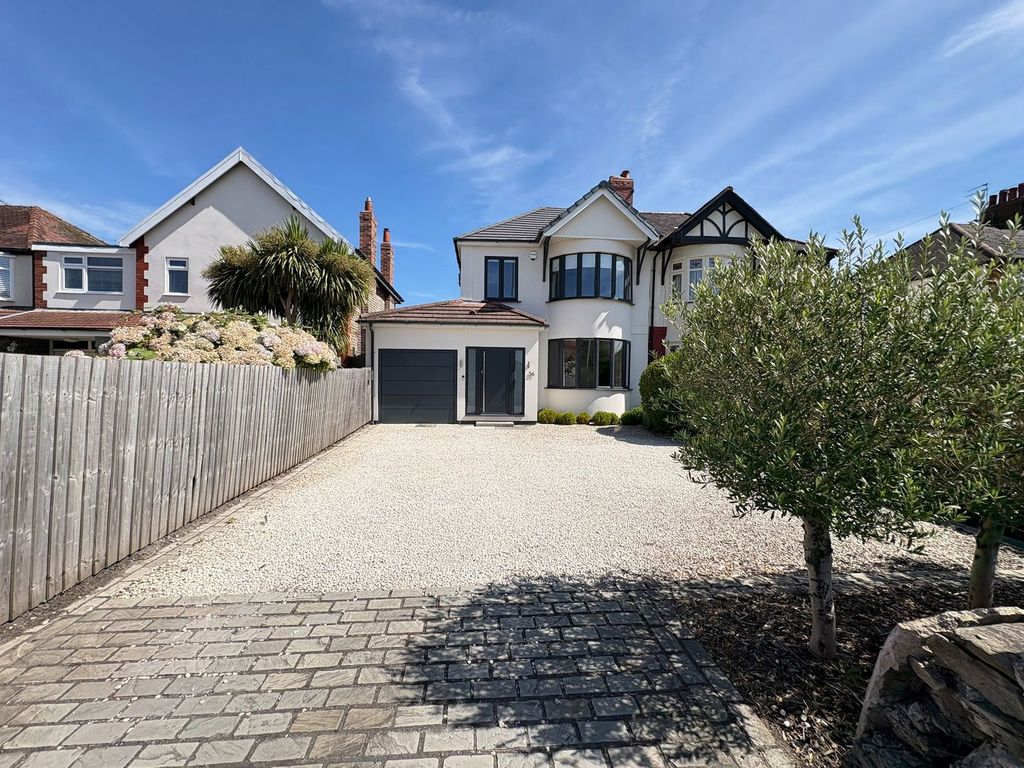 Property photo 1 of 46