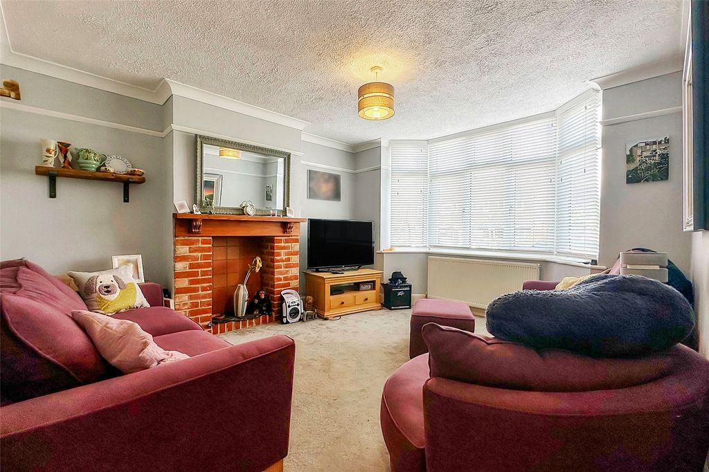 Property photo 3 of 14 Picture No. 12