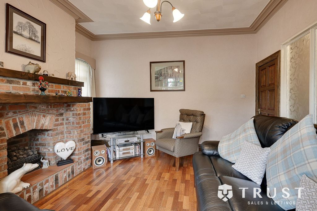 Additional image 4 of 4 bed semi-detached house for saleDeighton Lane, Batley WF17