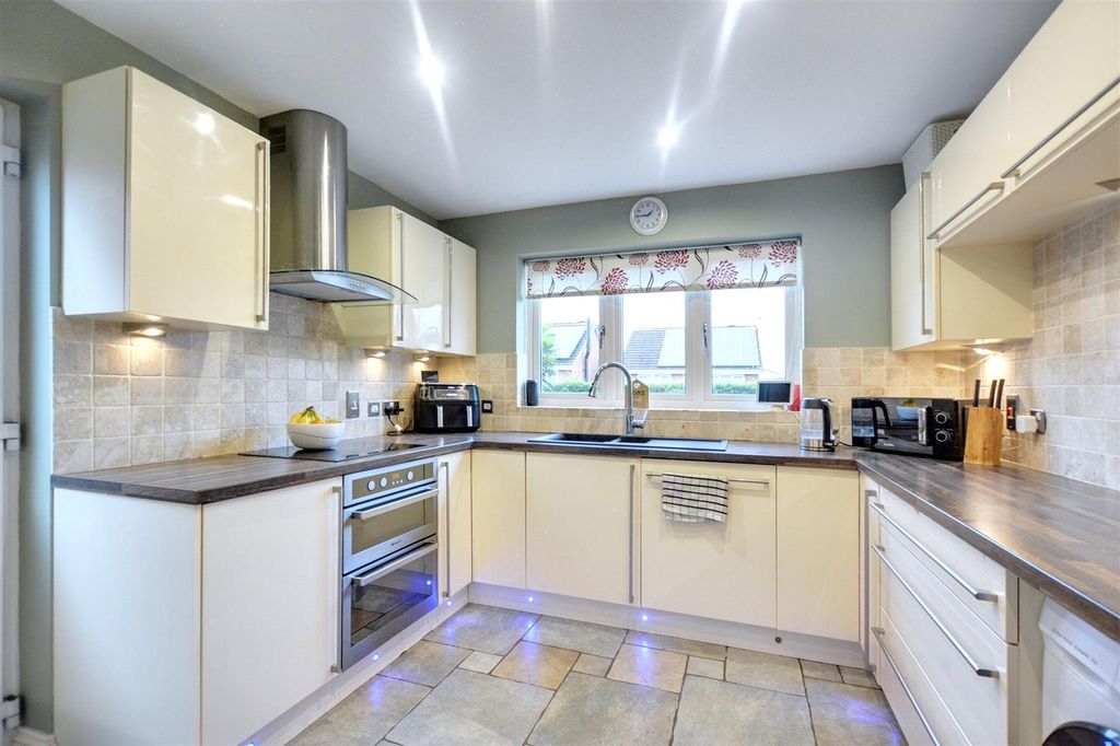 Property photo 2 of 27 Kitchen_1.Jpeg