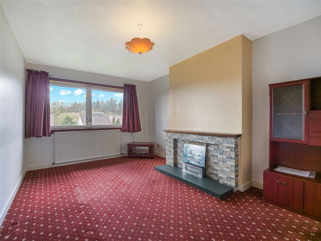 Property photo 2 of 17 Living Room