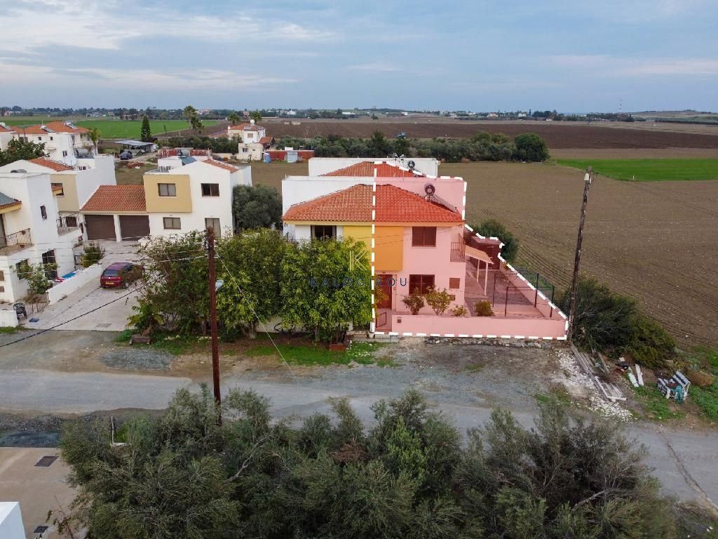 Property photo 1 of 10