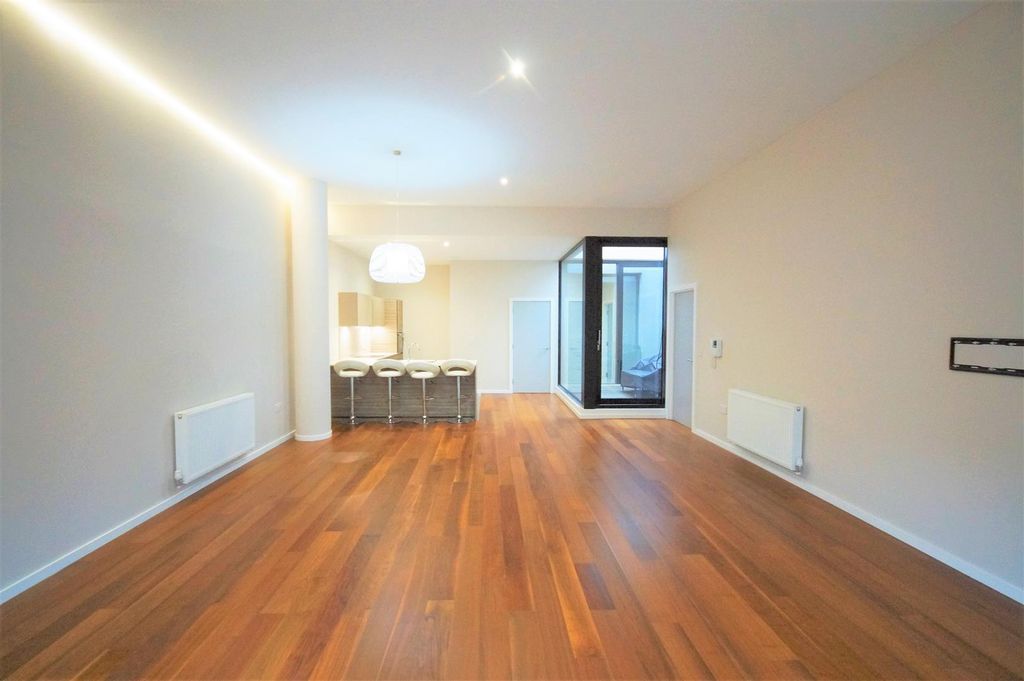 Property photo 3 of 18 Dsc02087.Jpg