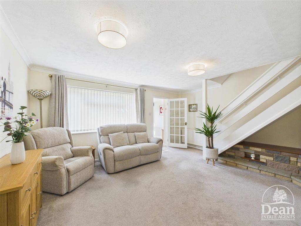 Property photo 3 of 22