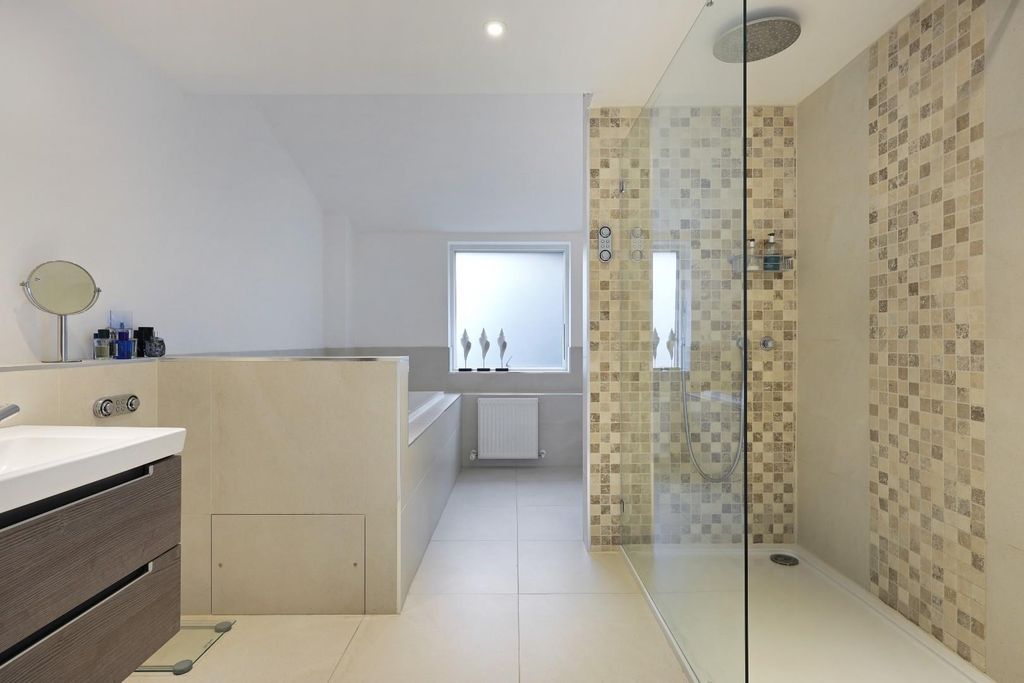 Additional image 6 of 5 bed detached house for saleCoppice Avenue, Great Shelford CB22