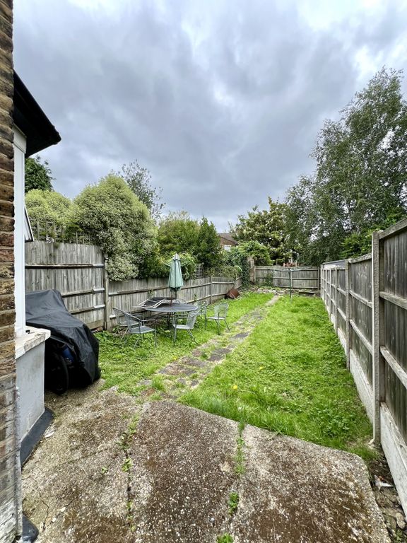 Property photo 3 of 17 Gallery