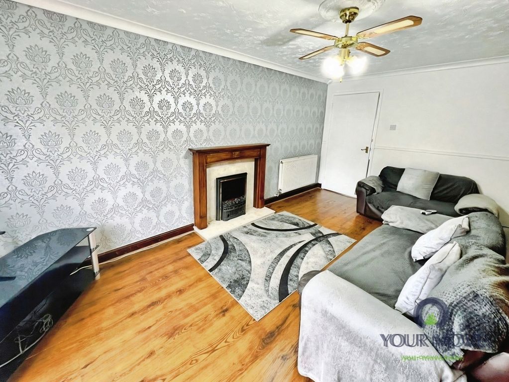 Property photo 3 of 8 Pbox-Img.Jpg