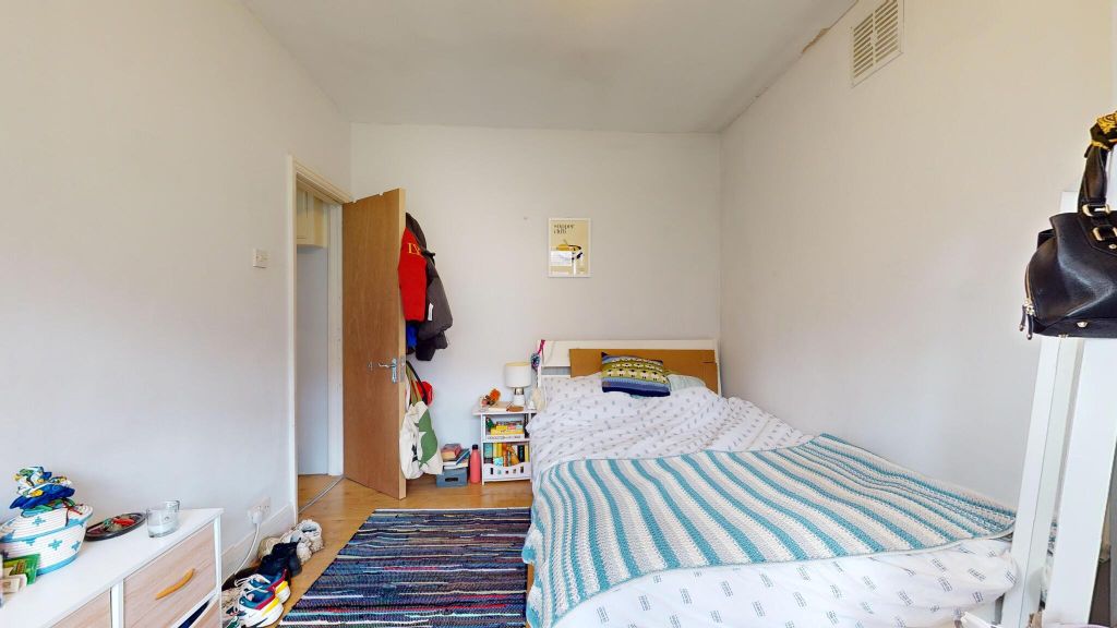 Property photo 3 of 28