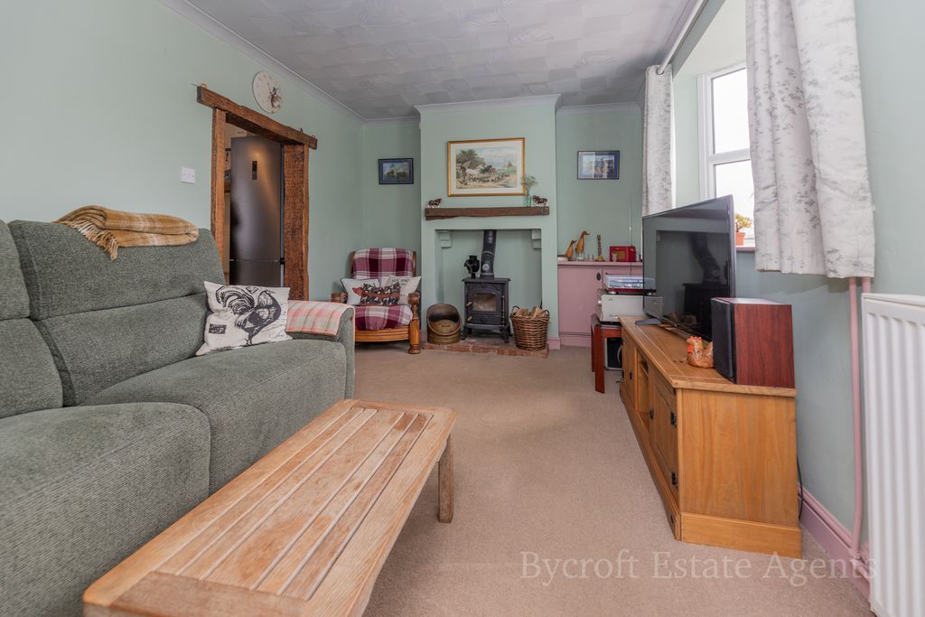Property photo 2 of 14