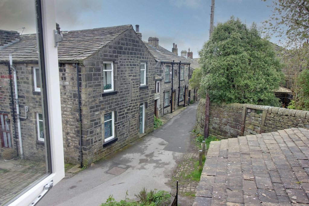 Additional image 13 of 3 bed semi-detached house for saleNorthgate, Heptonstall, Hebden Bridge HX7