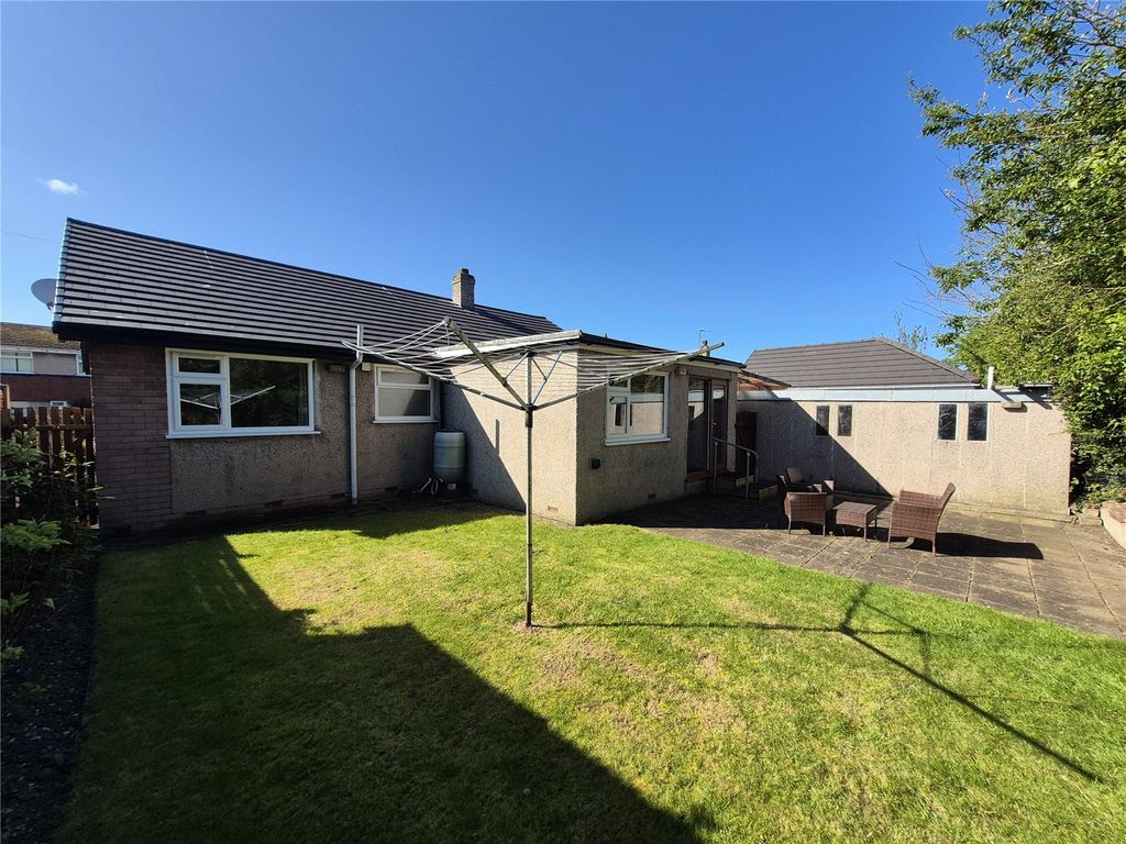 Property photo 2 of 16 Picture No. 25