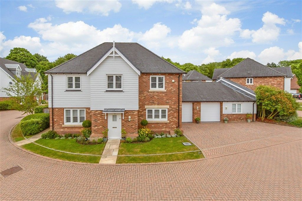 Property photo 2 of 17 External