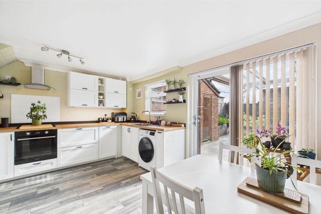 Property photo 1 of 13 Kitchen Diner