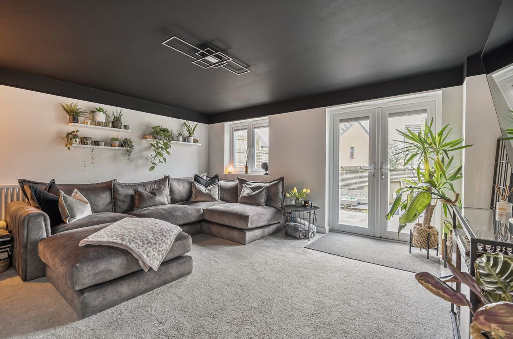 Property photo 2 of 25 1409327-6-6989d39...