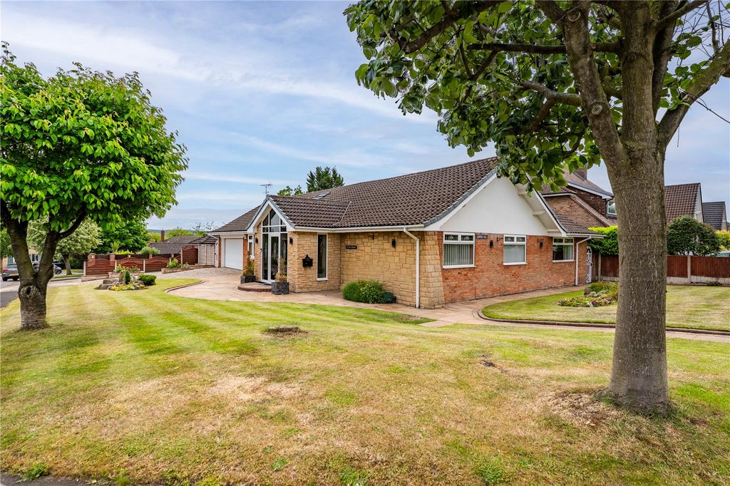 Property photo 1 of 46 Picture No. 55