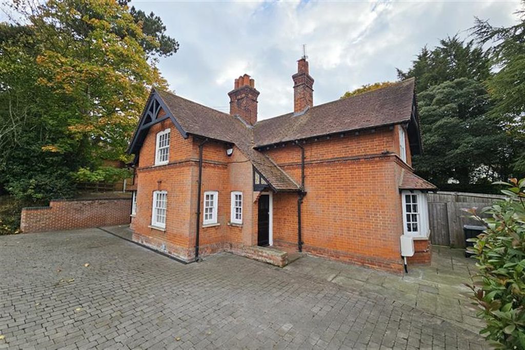 Property photo 1 of 24 (Main)