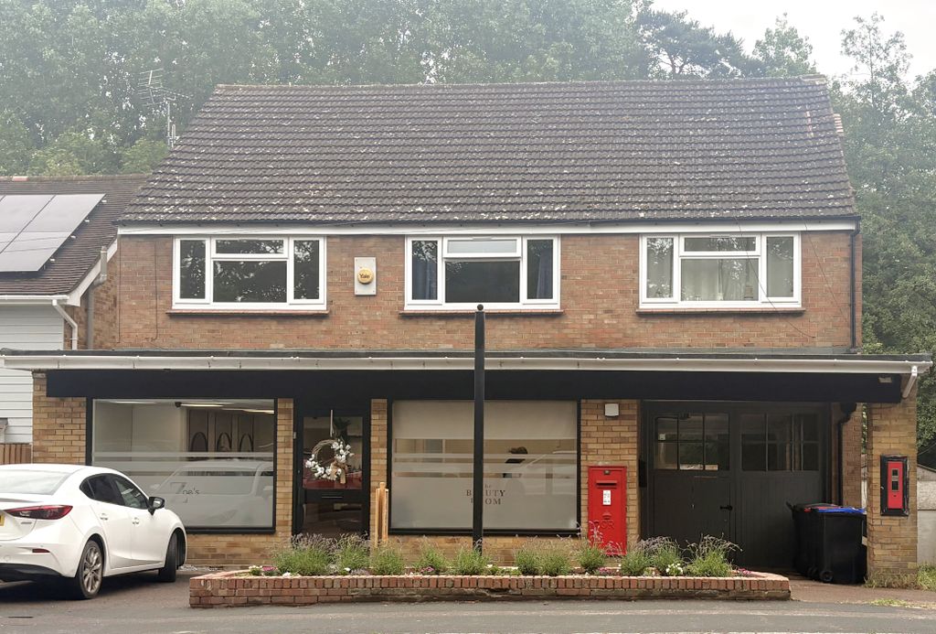 Property photo 2 of 16 Front