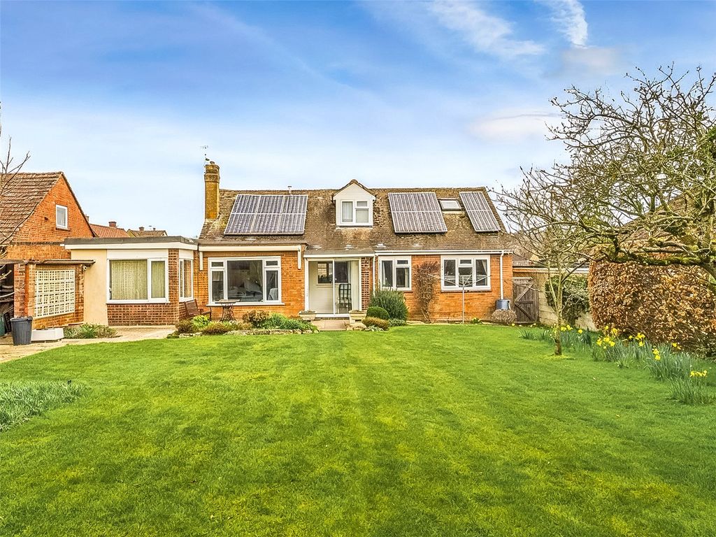 Property photo 1 of 39 Picture No. 49