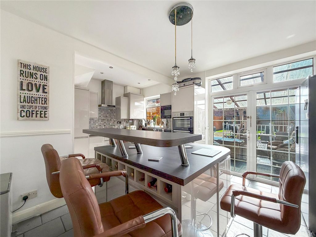 Property photo 2 of 21 Kitchen Diner