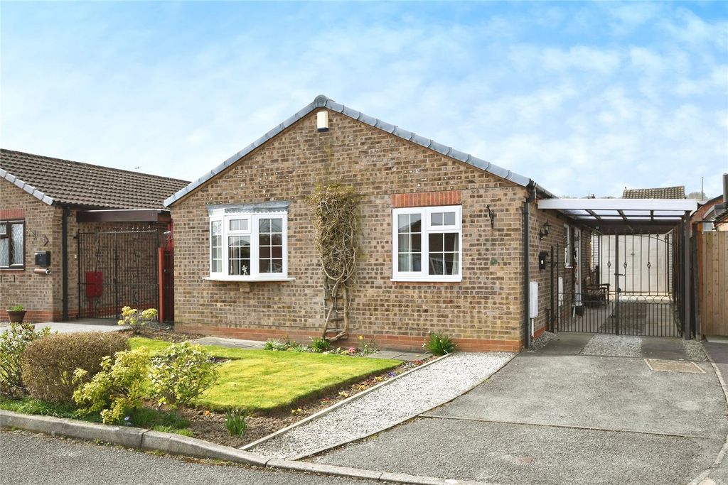Property photo 1 of 17 Picture No. 02