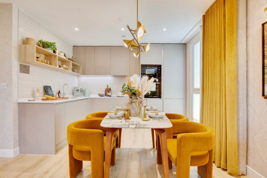 Property photo 3 of 12