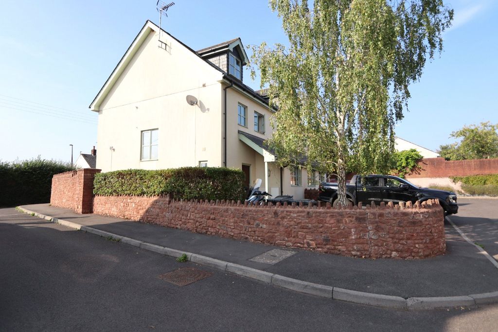 Property photo 2 of 12 2 - Picture No. 02