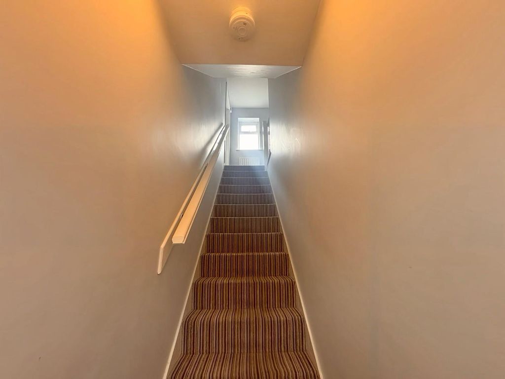 Property photo 2 of 14 Db8827Fe-9Bd4-4122-9811-B30F629401c6 - Copy.Jpg