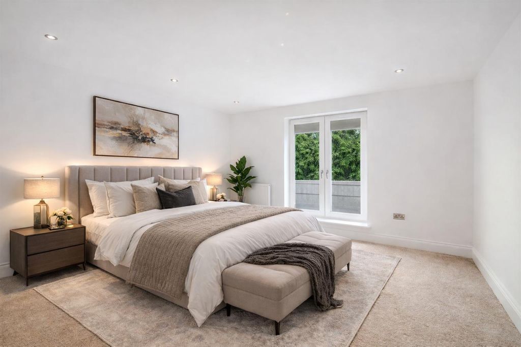 Additional image 14 of 5 bed detached house for saleMartcombe Road, Easton-In-Gordano, Bristol BS20