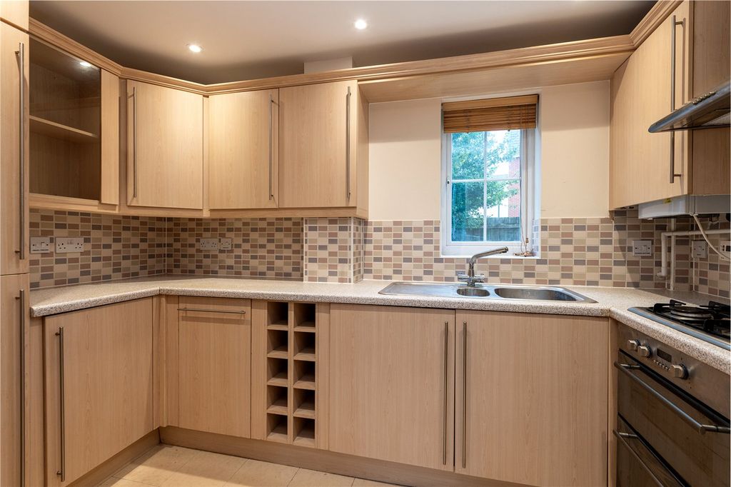 Property photo 2 of 11 Picture No. 06