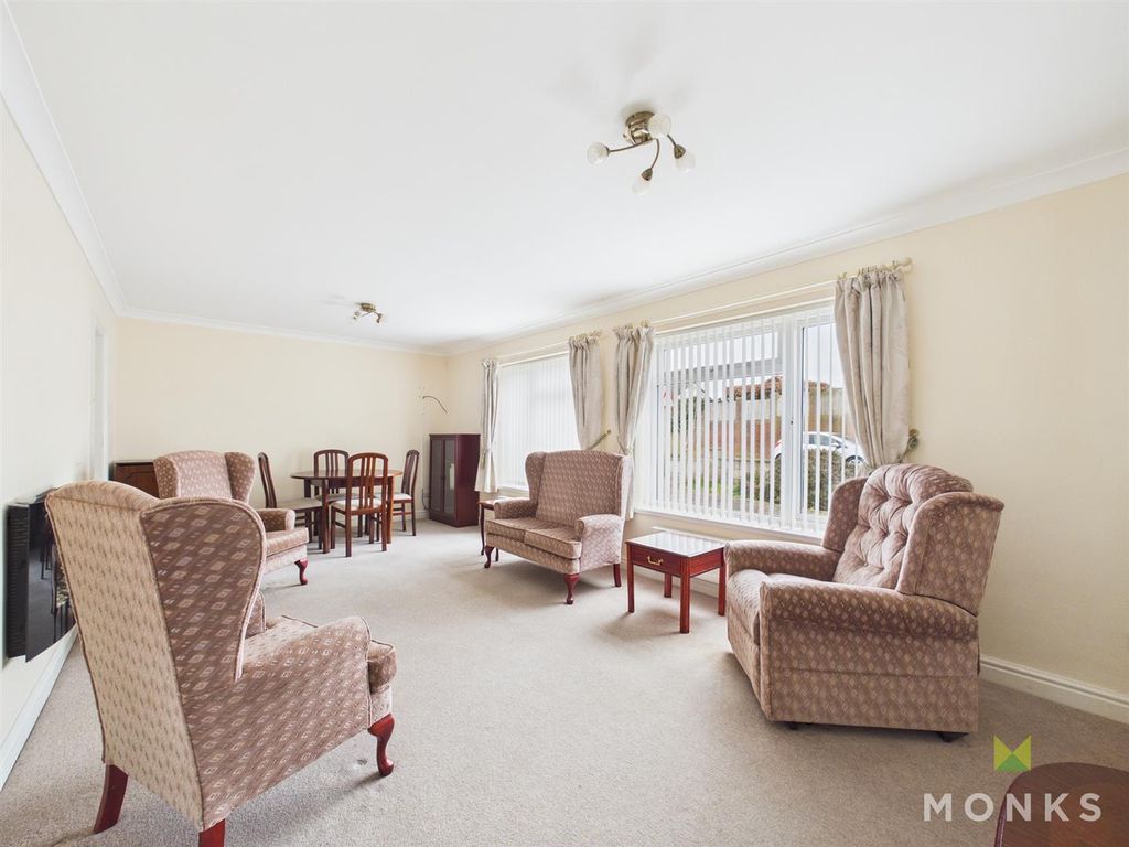 Property photo 2 of 15 Cam01420G0-Pr0858-Still001.Jpg