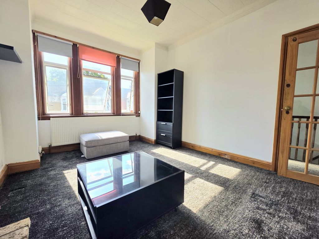 Property photo 3 of 8 2