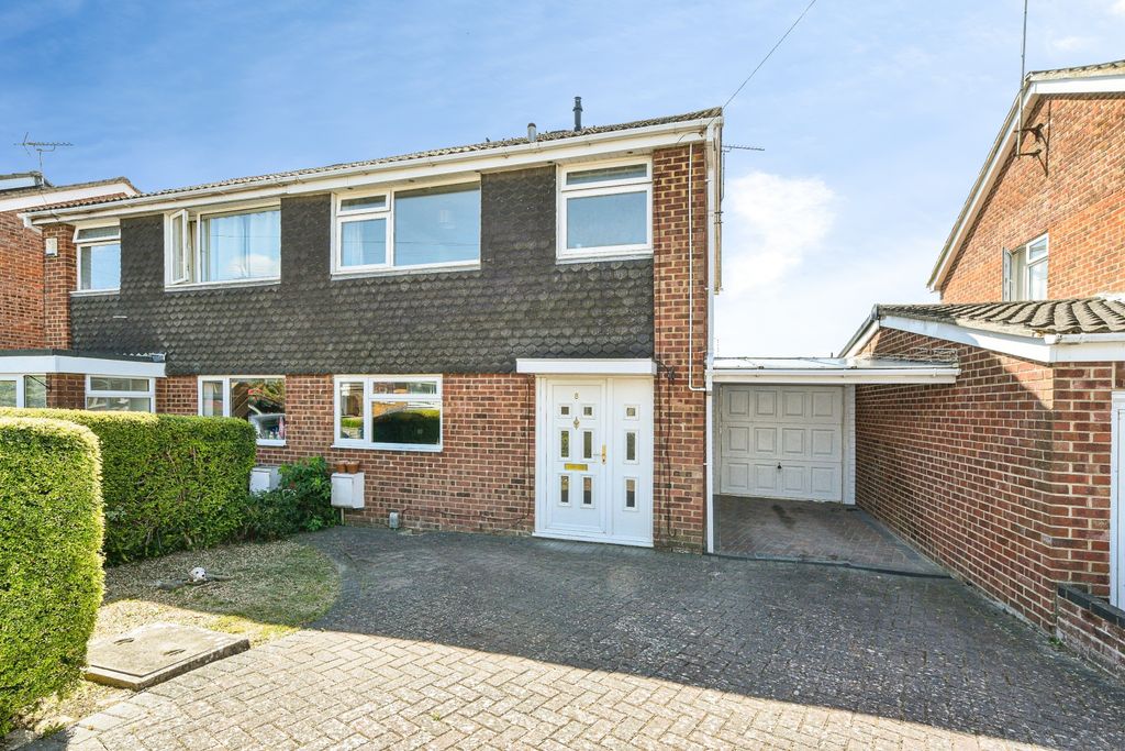 Property photo 1 of 23